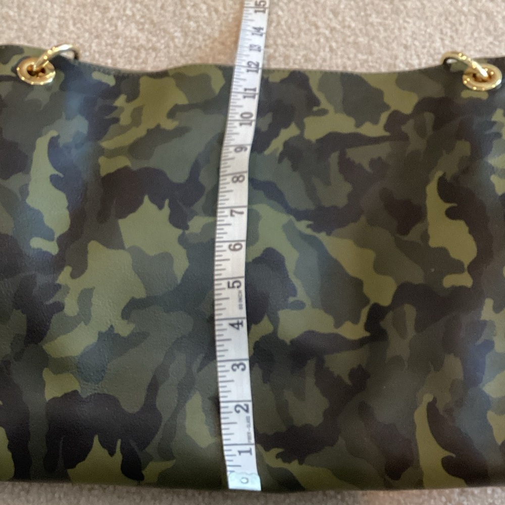 Mark & Graham Leather Camouflage Shoulder Bag with Extra Strap - Picture 9 of 10